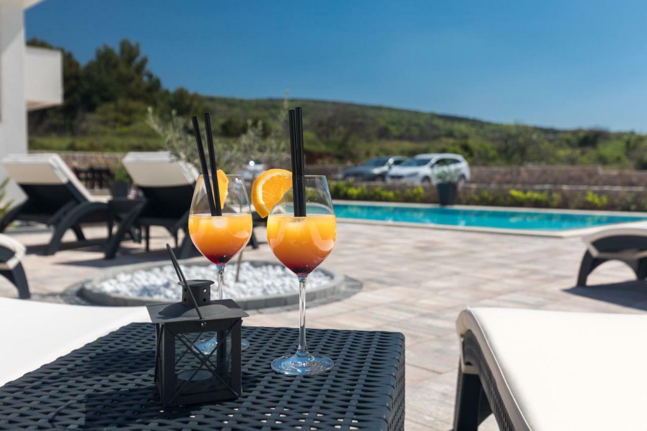 B&B Villa Maris Punat Exterior photo